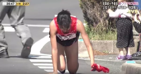 爬到終點!馬拉松跑到骨折 女將爬行300公尺完賽