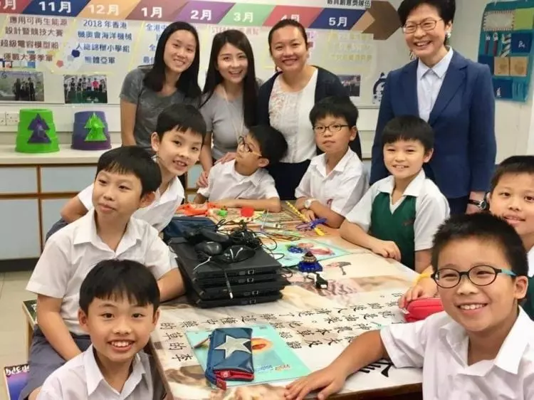 「女老師太巨了」…訪問小學重點全歪!沒想到小弟弟才是大亮點 網爆笑:hen會