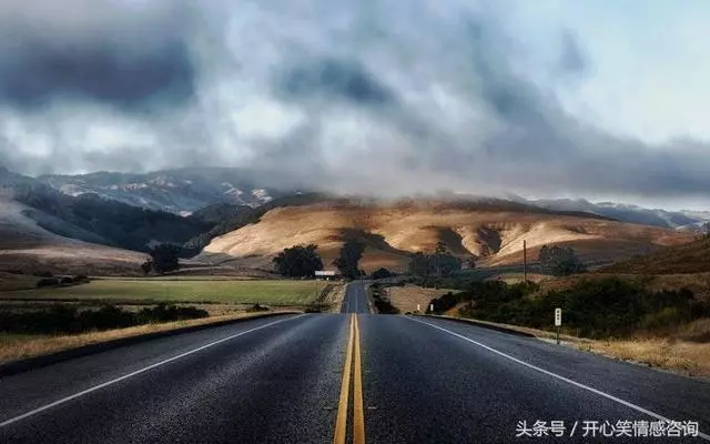 心理測試:4條路,你會選擇哪條?秒測你們的異地戀可以堅持多久