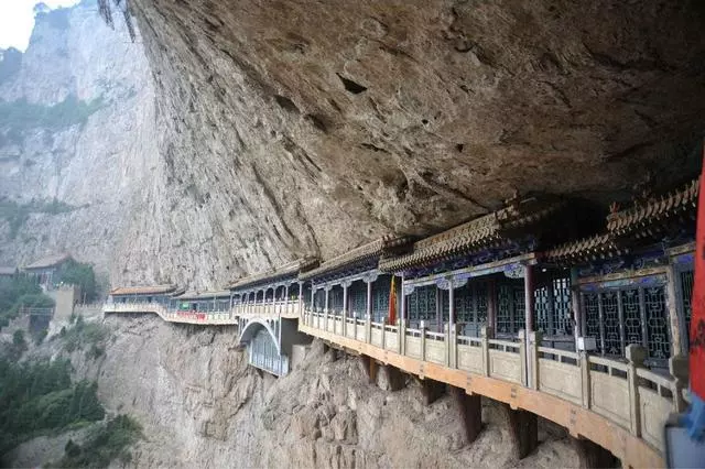 中國最大的道觀建築群,建在110米的高山上,傳說李世民也來過