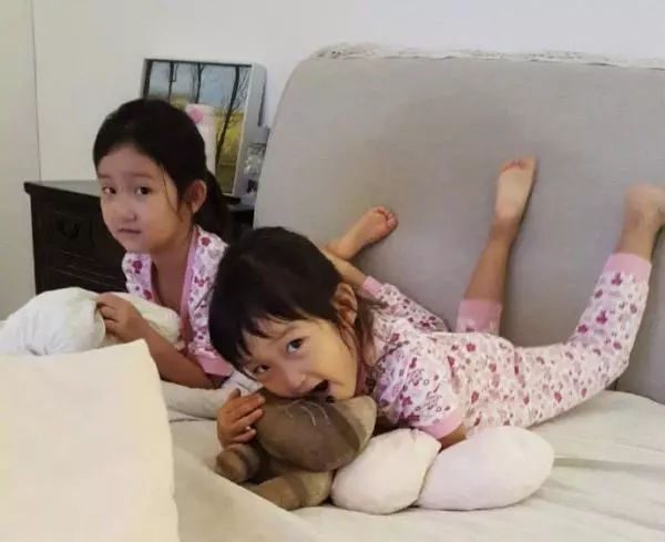 趙子琪分享教育女兒的心得,滿滿的成就感,如今兩個女兒很優秀!