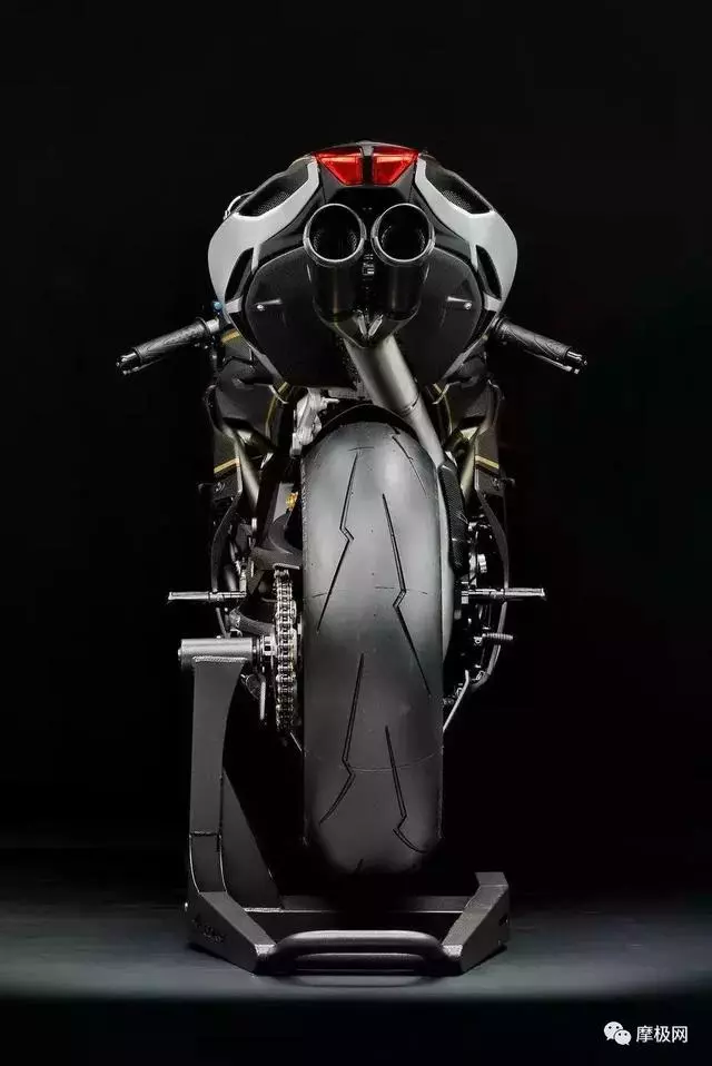 為紀念已故主席推出的2019 MV Agusta F4 Claudio限量版