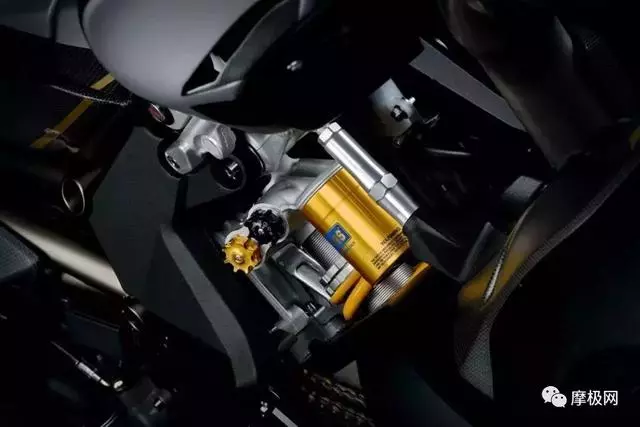 為紀念已故主席推出的2019 MV Agusta F4 Claudio限量版