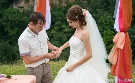 母親陪嫁一套房,小叔子結婚,婆婆讓我借給他住,我說了兩個字