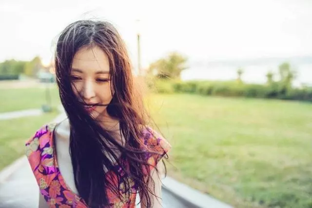 婆婆,你想用八萬彩禮換我家婚房婚車,你頭是不是被門擠了