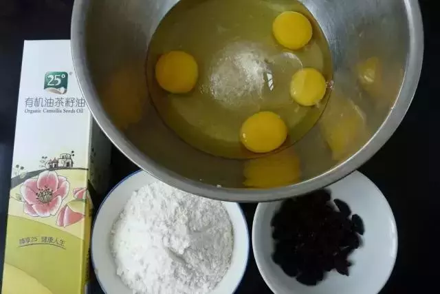 蒸出美食蛋糕,在家就可以自制美食蛋糕!