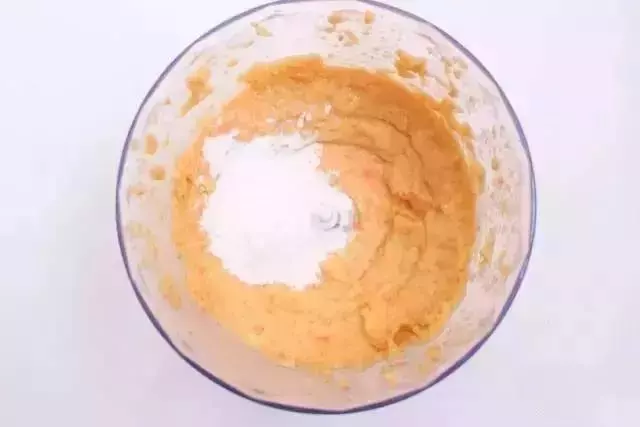 蒸出美食蛋糕,在家就可以自制美食蛋糕!