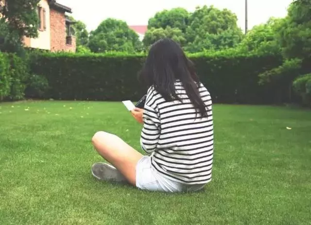 老公提出離婚,老婆笑著簽完離婚協議書,事後老公卻提出復婚