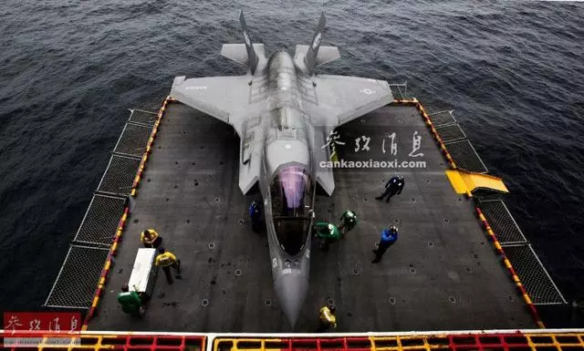 進港被拒改道南海惹事!美戰車上艦打靶