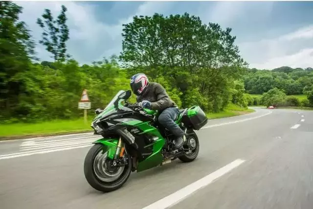 2018年度最佳摩托車評選榜單出爐,中國造的踏板車上榜