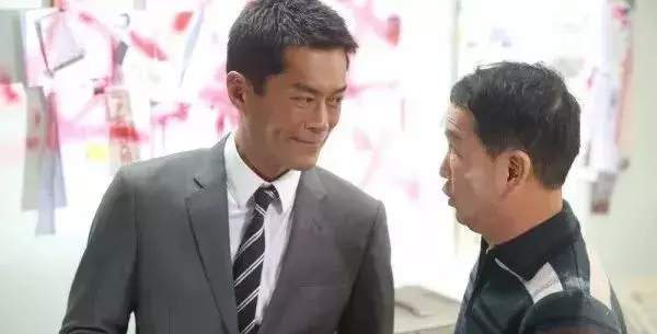 古天樂過48歲生日,「TVB新五虎」罕見合體,劉愷威笑容燦爛