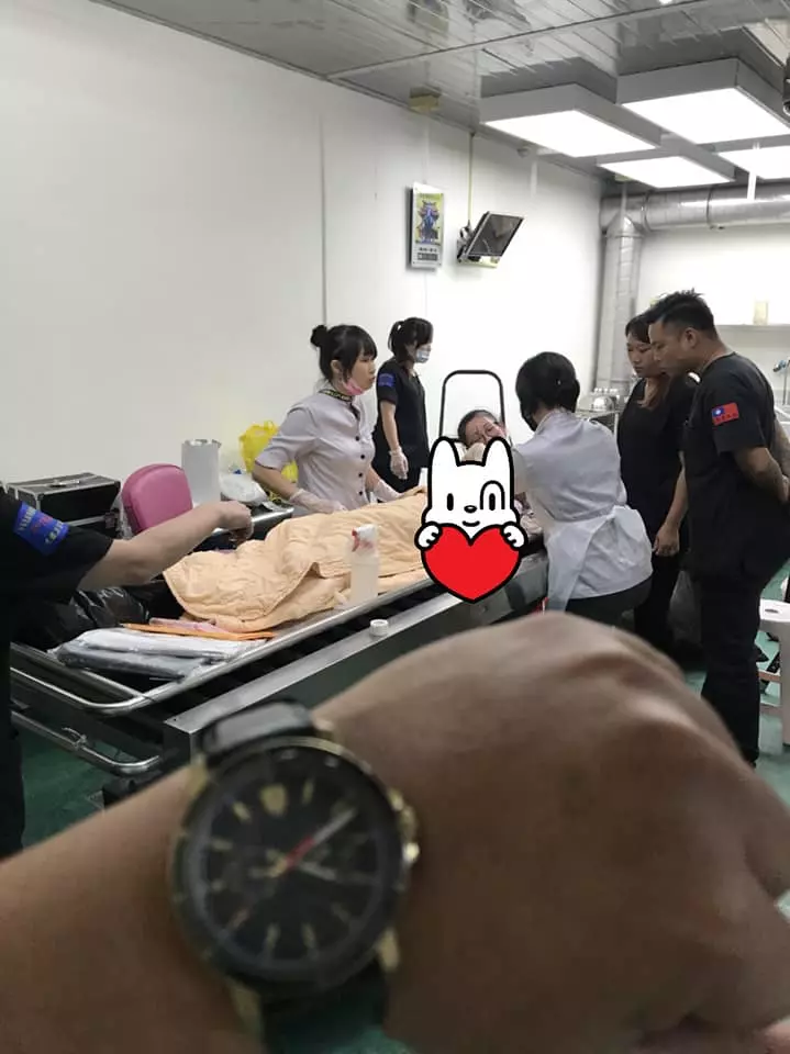 全台37遺體修復師「義務修復普悠瑪亡者」!兩天兩夜沒睡,修復師凌晨「累癱睡長椅」!