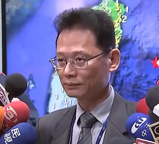 芮氏規模6.0地震狂晃!台灣女星錄下「水晶燈16秒互撞畫面」,超崩潰:可以停了啦!