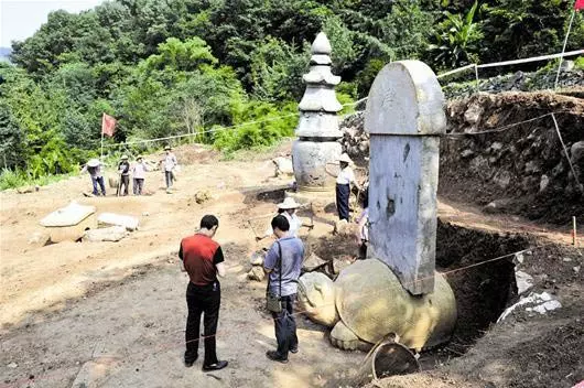 宜昌寶華村村民挖出「石龜」,探測發現該處地宮中含有「舍利子」