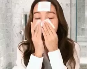 從亞洲最美面孔到最會賺錢的女總裁,29歲的她成了真正的白富美