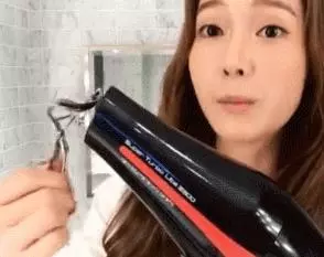 從亞洲最美面孔到最會賺錢的女總裁,29歲的她成了真正的白富美
