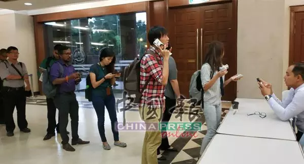 現場直擊! 納吉 依萬 哈莎娜【齊齊面控】現場最新,不斷更新