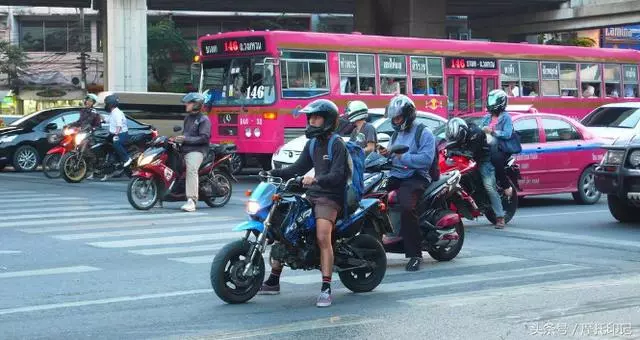保養:掛擋摩托車騎行中,不愛換擋會帶來哪些危害?摩友:懶=毀