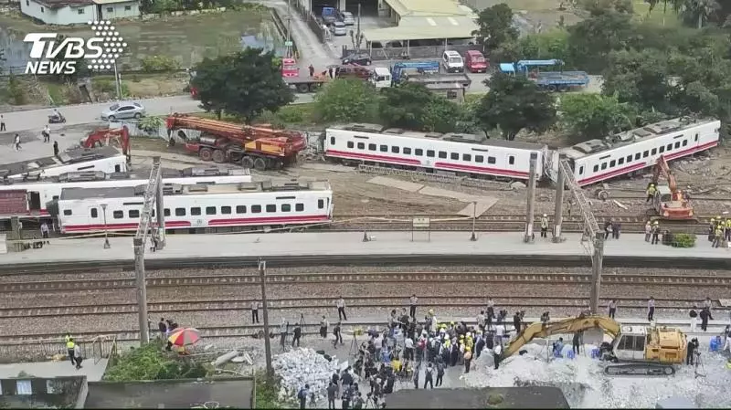 司機4度求援未停車! 專家:錯失3大救命點
