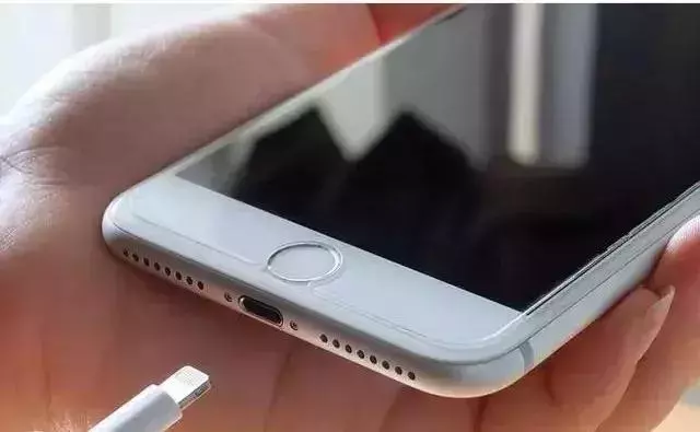 故意讓手機變慢!蘋果三星被罰巨款