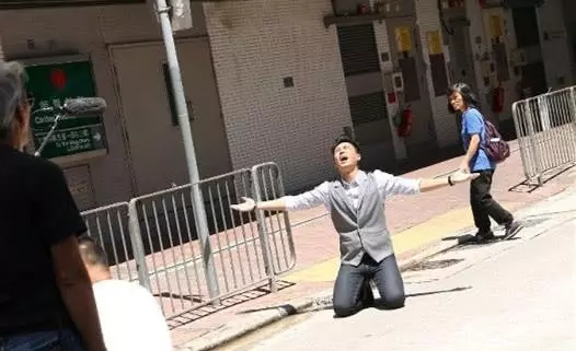休息一年重新上位,TVB花旦拍最新港劇,34°高溫拍奔跑戲!