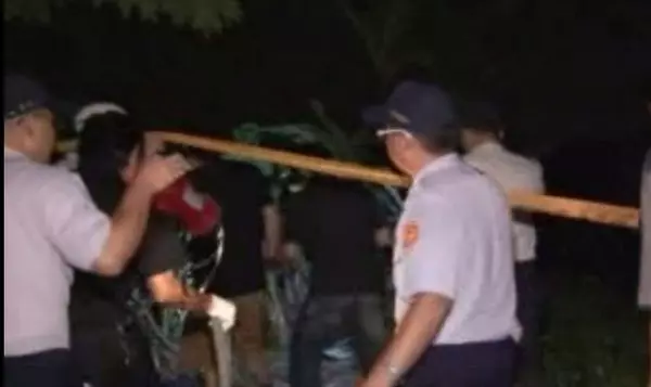 6歲哥殺死4歲親弟,父母埋屍荒野滅證,小死者託夢阿公求救