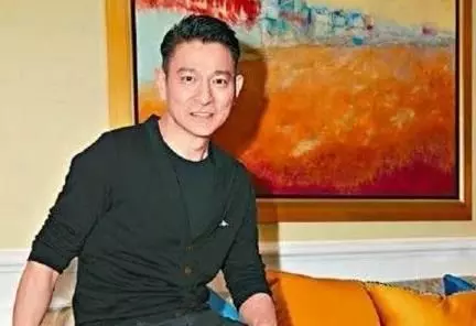 2歲身價就值12億!3個保姆4個保鏢,2億私人飛機,父親身份驚人!