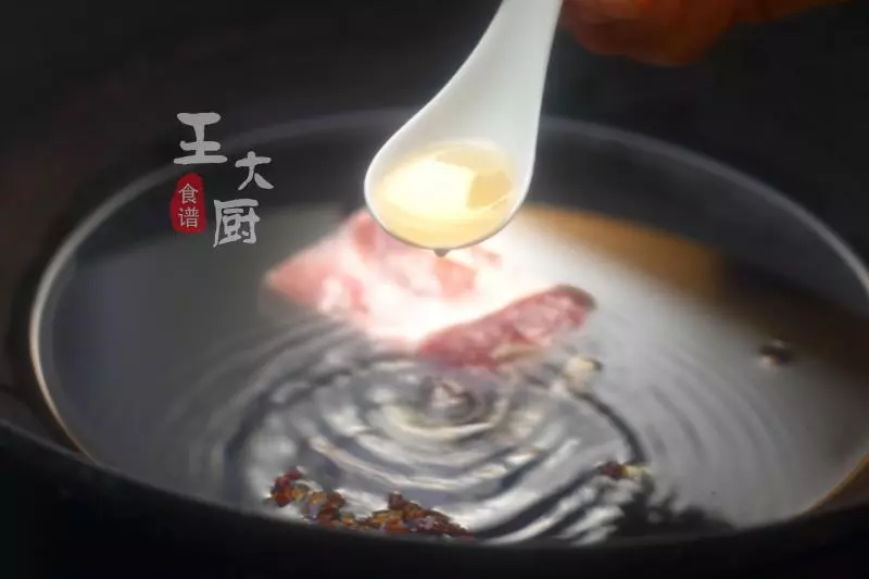 鹵麵筋的正確做法,下酒下飯都好吃,美味不長肉,做法還簡單