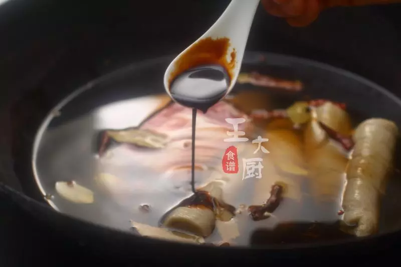 鹵麵筋的正確做法,下酒下飯都好吃,美味不長肉,做法還簡單