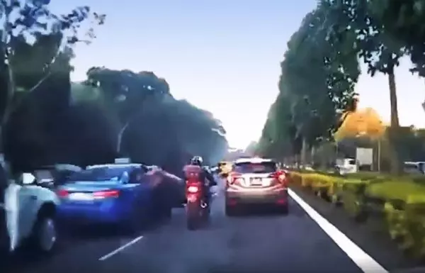 高速公路連環撞!2疑是馬勞騎士遭殃!