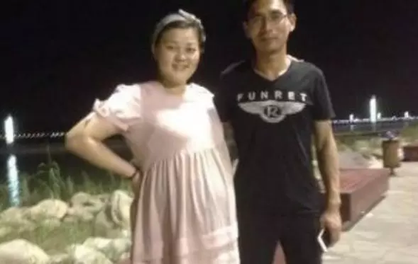 她懷孕時婆婆粗茶淡飯待她,小叔子來家看見桌上飯菜,她樂開花