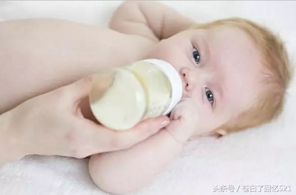 坐月子婆婆給我燉湯,因為老公說了一句話,我把湯碗砸爛了