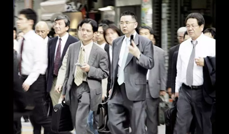日本擬定這個新政策,讓大馬人都慌了:幹到沒命!敦馬千萬不要學習