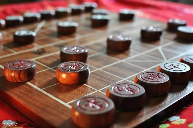 方舟子稱象棋源自印度,「中國古代沒有象兵」,這種說法你們怎麼看