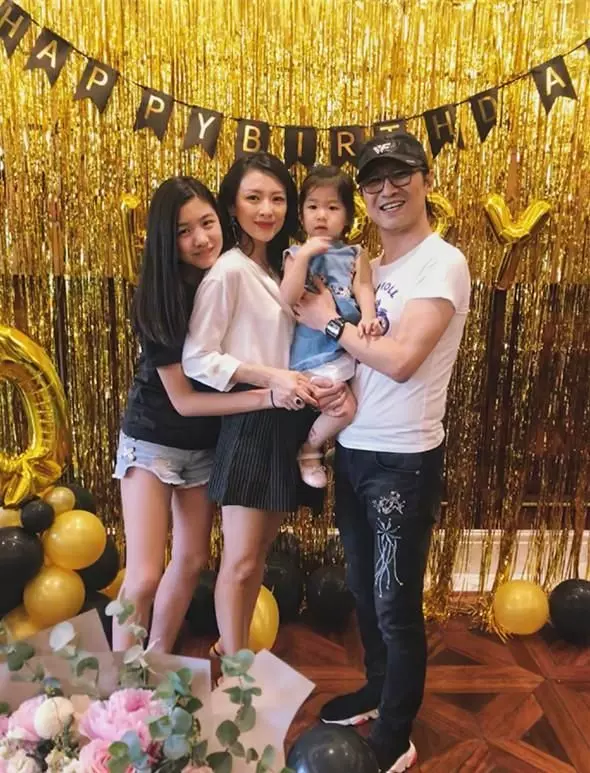章子怡女兒長大後變化驚人,丑娃變成小美妞,網友:基因果然給力!