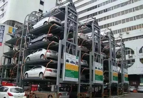 目瞪口呆!日本逆天停車場,2平方米竟停204輛車!