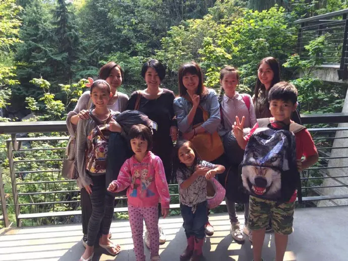 40歲阿雅全家近照,活佛老公送千萬豪宅,3歲女兒深得張傑喜愛!