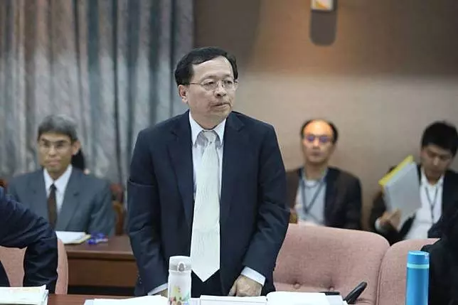「又老又窮」沒什麼可恥的,可恥的是心中沒有人民!