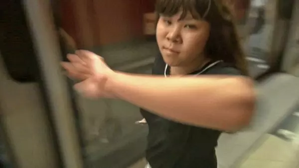 正妹網約吃飯變恐龍妹 釣到9人到特定cafe消費