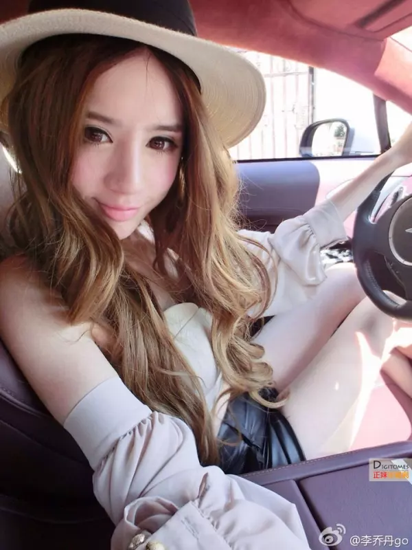 李喬丹 超正的「上海最美車模」 身材超讚的~