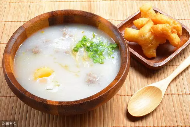 三餐搭配:早好午飽晚間要少