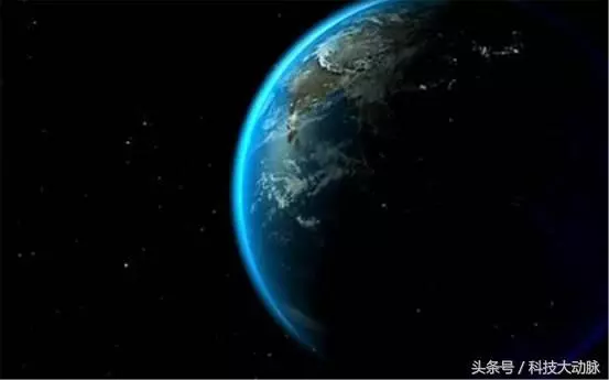 為什麼人類感覺不到地球在轉動?對比這5點,你會發現地球在轉!