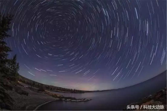 為什麼人類感覺不到地球在轉動?對比這5點,你會發現地球在轉!