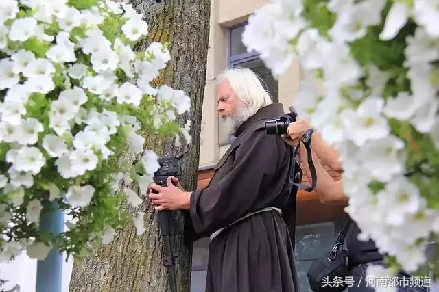 老人常說,白頭不能拔!真假?答案看這兒!