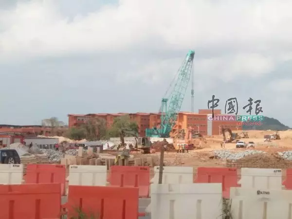 新山28日:邊佳蘭rapid驚傳大橋坍塌-1人喪命