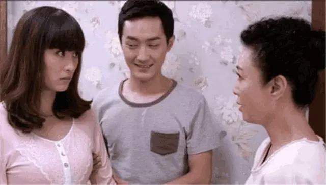兒媳買了條裙子,婆婆看見拿去燒掉,兒媳看到灰末發現自己錯了