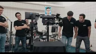 魔術是視覺騙術這我們都懂,可是能用魔術進入人心我可是頭一回見