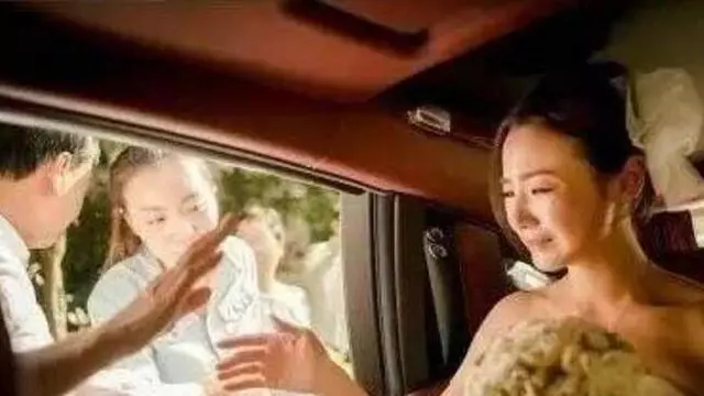 父親讓女兒遠嫁聾啞男人,女兒拉黑父親3年後,收到來信女兒悔哭