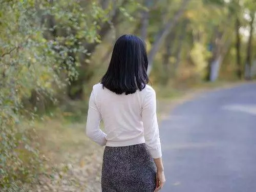 婚後婆婆逼我生孩子,老公袒護我說等兩年,結果這一等,我傻眼了