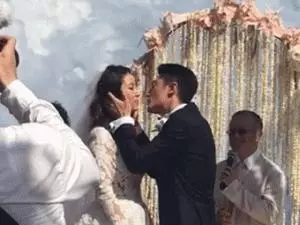 霍建華對林心如愛的告白!從好友變夫妻,他自爆結婚當天:感覺擁有了全世界⋯